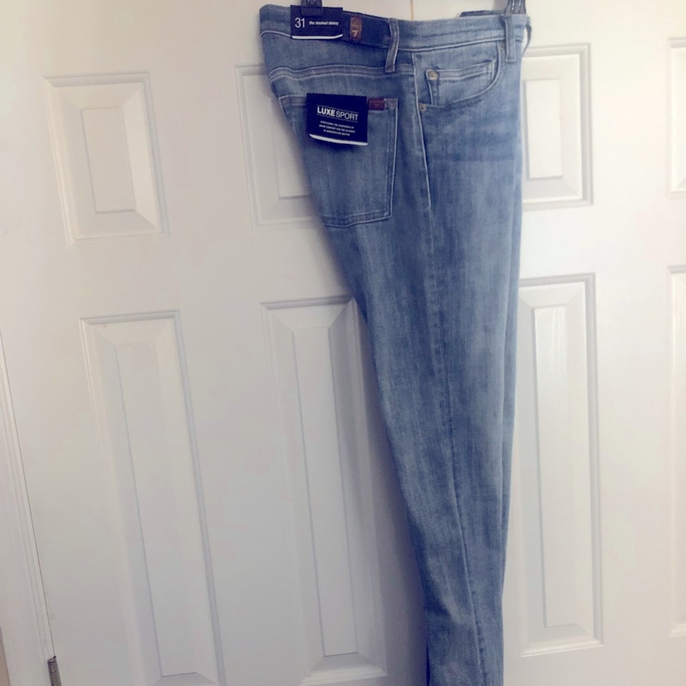BNWT 7forAllMankind Stacked Skinny faded blue denim wash jeans